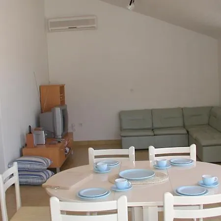 Apartment Sunde Podgora